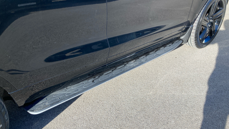 Land Rover Discovery 3.0 D300 Dynamic SE 5dr Auto Diesel Station Wagon